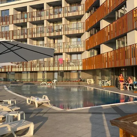 Paradiso 'в' 402 Private