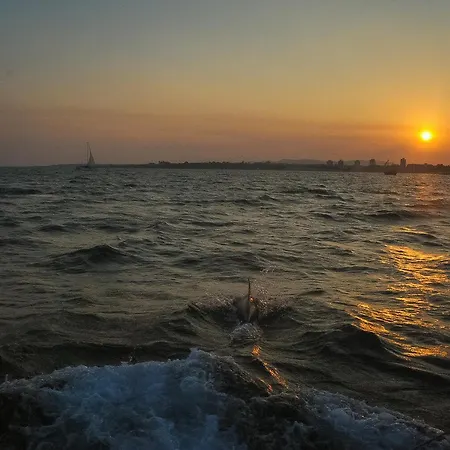 Paradiso 'в' 402 Private * Nessebar