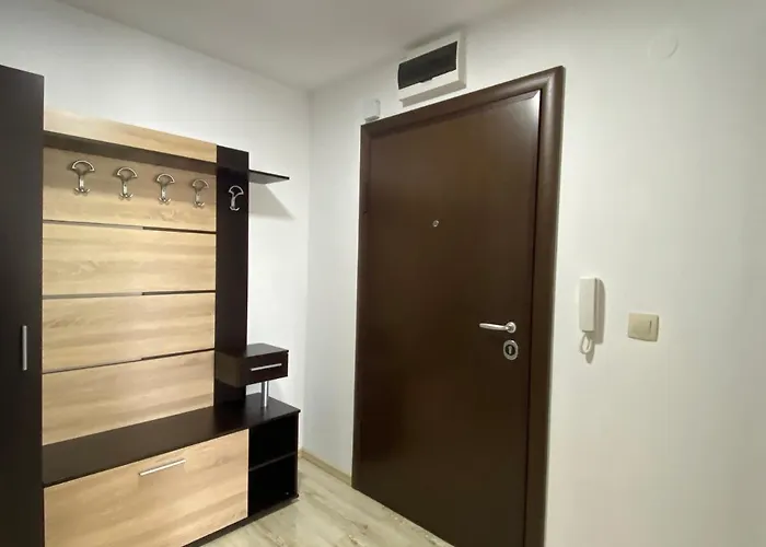 Paradiso 'в' 402 Private * Νεσέμπαρ