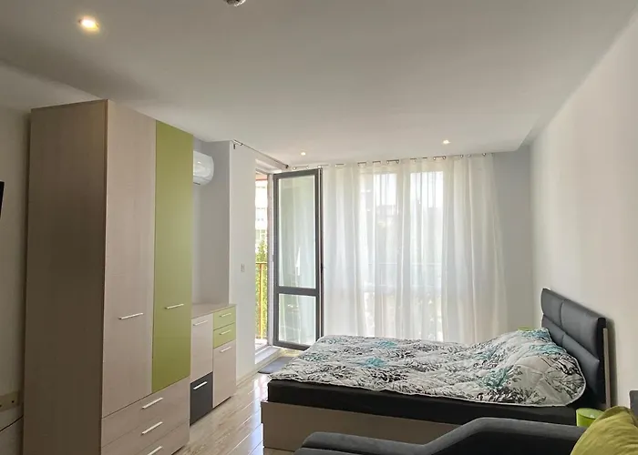 Paradiso 'в' 402 Private Νεσέμπαρ